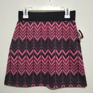 No boundaries skirt